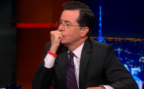 Stephen endures listening to Gordon-Levitt's hilariously patronizing description of satire. Stephen then suggests he fight Mayweather backstage.